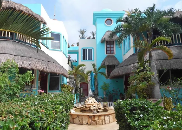 Casa Gatos Apartahotel Akumal