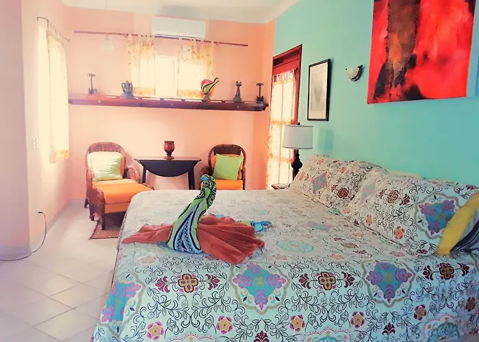 Casa Gatos Apartahotel 4*