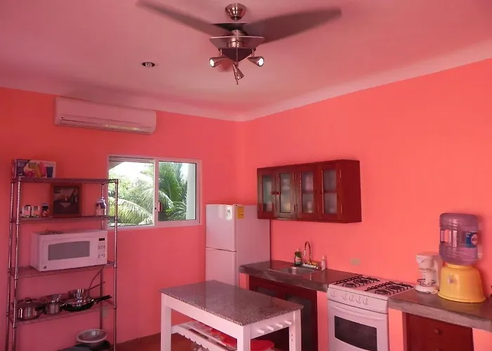 Casa Gatos Apartahotel 4*