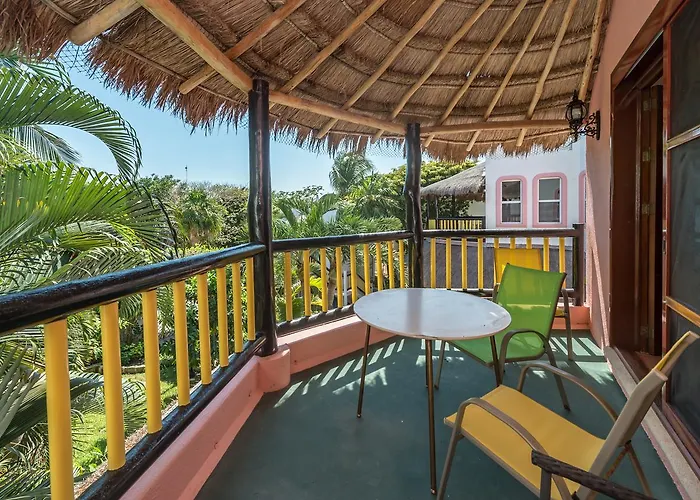 Casa Gatos Apartahotel