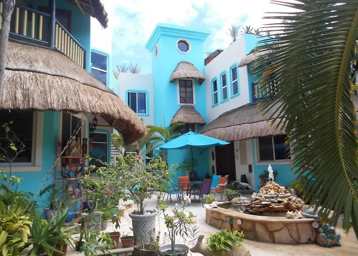 Casa Gatos Apartahotel 4*